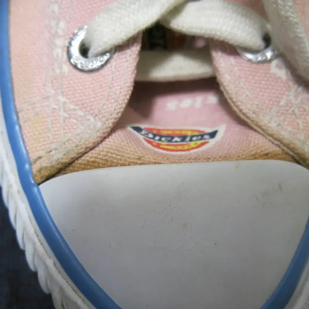 DICKIES High Top Canvas Print Tennis Shoes Sneaker Size 4 Girls Lace Up Pink Y2K
